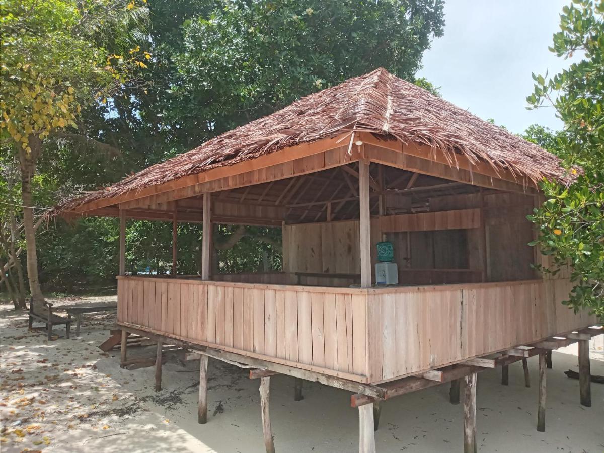 Arborek Diving Homestay R4 Besir Esterno foto
