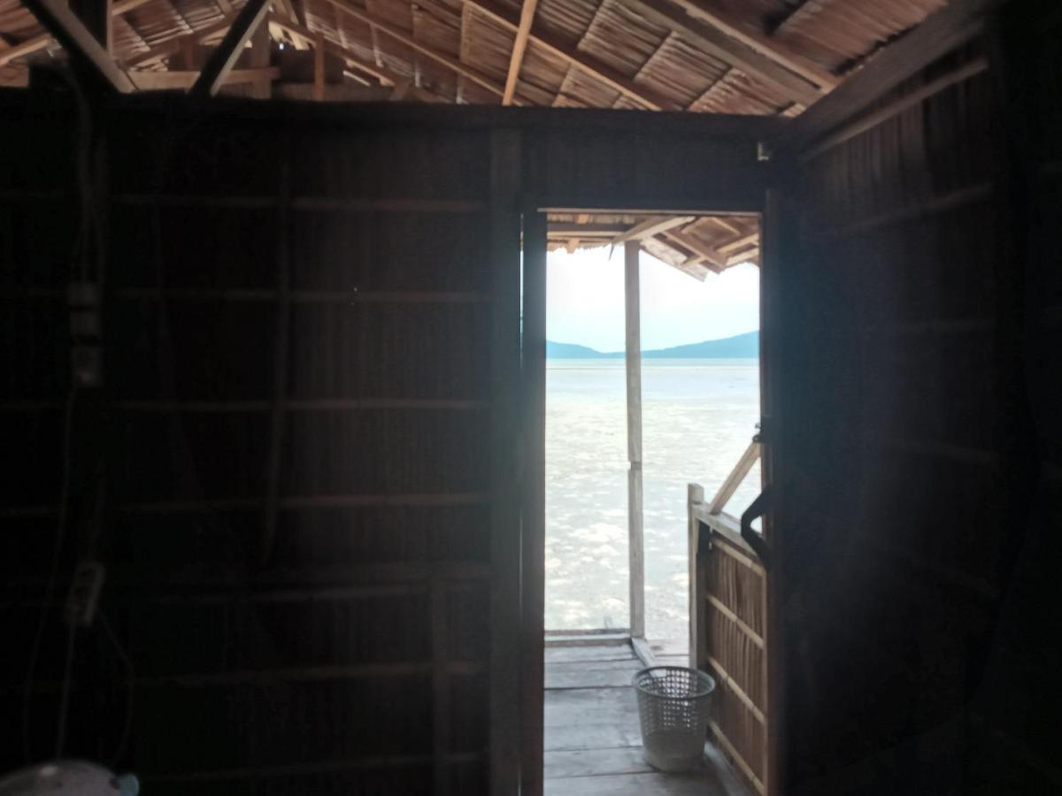 Arborek Diving Homestay R4 Besir Esterno foto