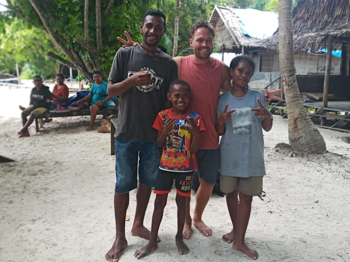 Arborek Diving Homestay R4 Besir Esterno foto
