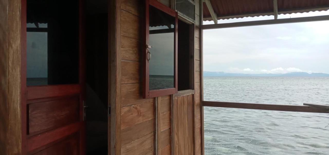 Arborek Diving Homestay R4 Besir Esterno foto