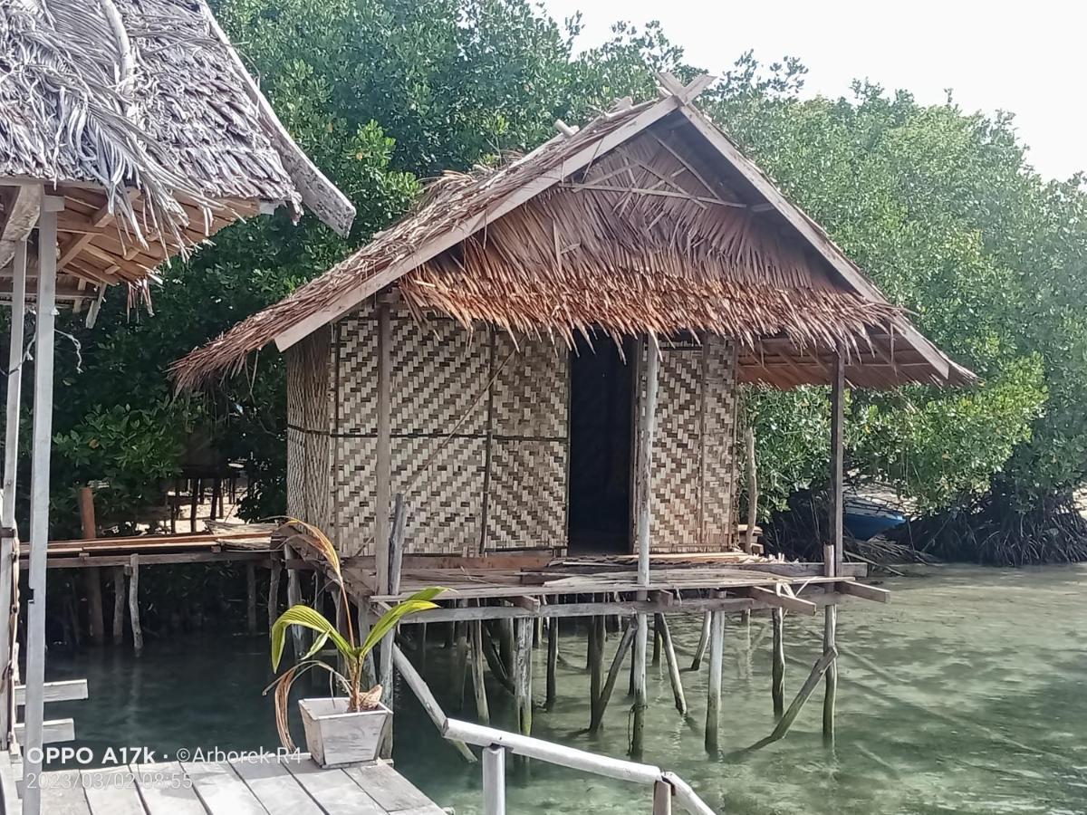 Arborek Diving Homestay R4 Besir Esterno foto