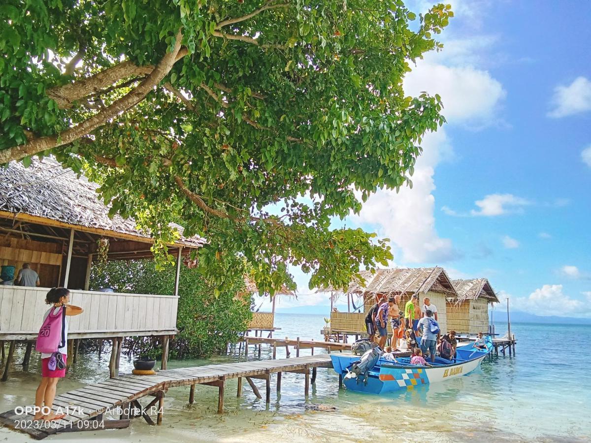 Arborek Diving Homestay R4 Besir Esterno foto