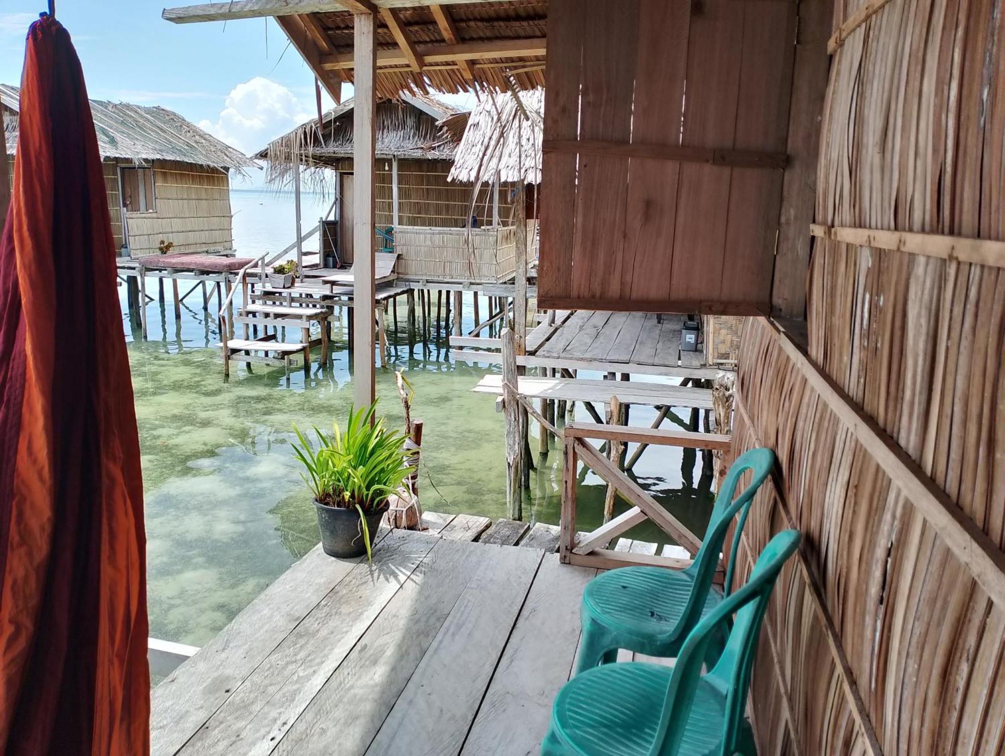 Arborek Diving Homestay R4 Besir Esterno foto